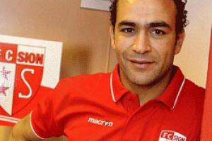 انتهاء أزمة الأهلي المصري مع الحضري بسداد الغرامة