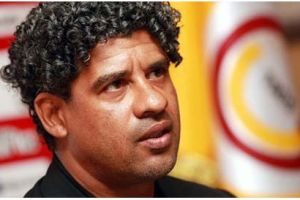 ريكارد يسعى للتدريب في إنكلترا