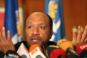 اتحاد شرق آسيا يدعم بن همام