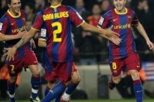 الشكوك تحيط بمستقبل برشلونة عقب الهزيمة في نهائي الكأس