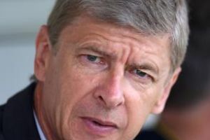 فينجر وحده يؤمن بأرسنال