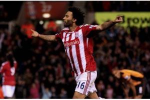 ستوك سيتي يعمق جراح ولفرهامبتون في إنجلترا