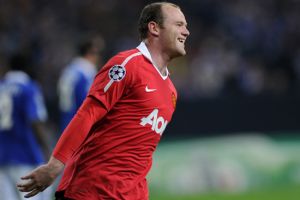 روني يدعو إلى عدم الاستهانة بشالكه في أولد ترافورد 