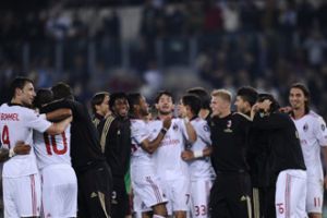 ميلان يقبض على لقب إيطاليا الأول منذ 2004 