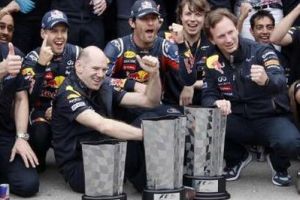 فيتيل يتوج بلقب سباق جائزة تركيا الكبرى