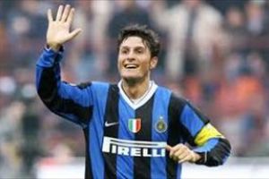 زانيتي يدخل نادي العظماء التسعة بعد مشاركته في آلف مباراة خلال مسيرته الكروية 