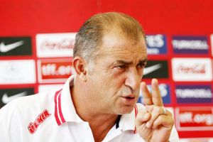 غلطة سراي التركي يعين المدرب المخضرم تريم للمرة الثالثة 