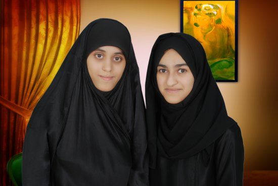 ليلى عبدالحسن أحمد / 93.9 <br><br>  خديجة حسن سلمان / 95.4 <br><br> العهد الزاهر الثانوية للبنات