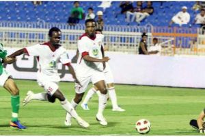 الأهلي ينجو من الخسارة أمام الوحدة