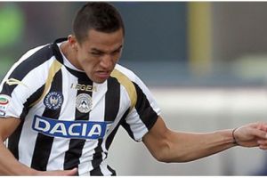 أنباء عن انضمام سانشيز لبرشلونة بـ 54 مليون دولار