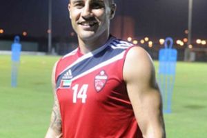 الأهلي يسعى لاستبدال محترفيه ومصير كانافارو يبدو غامضا