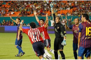 تشيفاس يكتسح برشلونة برباعية ودياً