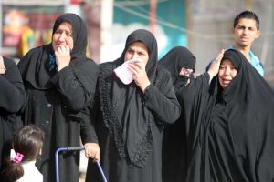 الصليب الأحمر: أكثر من مليون امراة عراقية معيلة يعانين من ظروف صعبة 