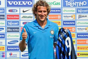 فورلان يستطيع اللعب مع إنتر ميلان بدوري الأبطال