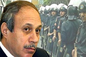 قضية مبارك... ضابط كبير يؤكد استخدام القوة المفرطة ضد المتظاهرين