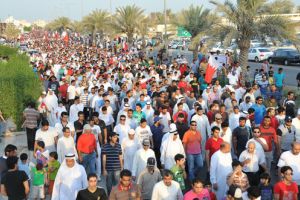 حشود غفيرة تشارك في مسيرة 'لا تنازل'