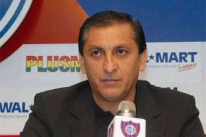 دياز يتمنى صناعة التاريخ مع إندبندنتي 