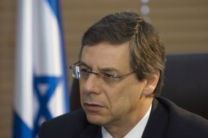 إسرائيل تهدد بإلغاء كل الاتفاقات في حال تقديم طلب عضوية دولة فلسطينية إلى الأمم المتحدة 