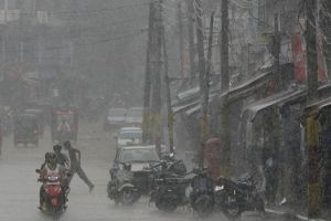 مقتل 26 شخصا واجلاء 200 الف اخرين في الهند بسبب فيضانات