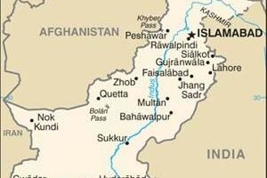 مقتل 20  على الاقل في هجوم على حافلتهم في باكستان  