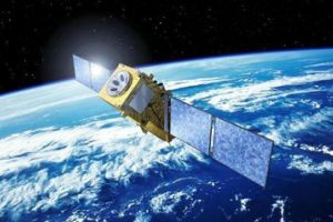 اقتراب قمر اصطناعي قديم من الأرض ومكان السقوط غير معلوم