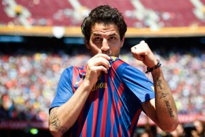 فابريغاس على بعد هدف من معادلة انجاز الاسطورة سيزار وابراهيموفيتش 