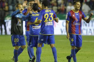 ليفانتي يسقط إسبانيول بثلاثية