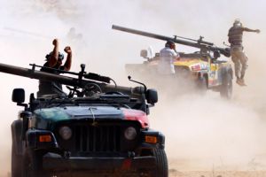 قوات الحكومة الانتقالية الليبية تدخل سرت من الشرق 