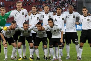 المنتخب الألماني ينتهي من وضع برنامجه الإعدادي ليورو 2012      