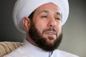 إصابة النجل الأصغر لمفتي سورية برصاص مسلحين ومقتل أستاذه الجامعي