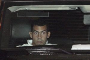 تيفيز يصل الأرجنتين بانتظار العقوبة