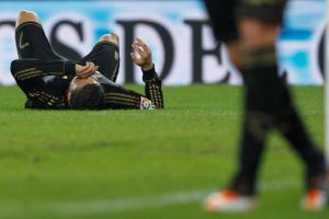 رونالدو يتعرض للإصابة قبل استئناف البرتغال مشوارها بتصيفات 'يورو 2012'