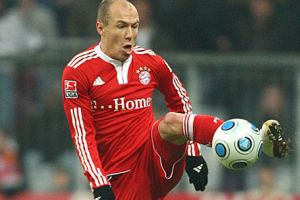 روبن خضع لعملية جراحية ستبعده أسبوعين عن الملاعب