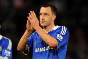 تيري قائد تشيلسي يدعم مالك النادي بشأن انتقال محتمل 