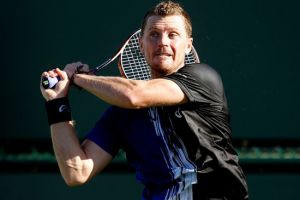 بوغومولوف يفكر في حمل ألوان روسيا