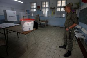 بدء التصويت في انتخابات تاريخية لاختيار اعضاء المجلس التأسيسي في تونس مهد 'الربيع العربي'