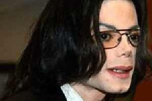 الادعاء في قضية وفاة مايكل جاكسون ينتهي من مرافعته 