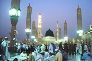 شاهد صوراً لحجاج بحرينيين في المدينة المنورة