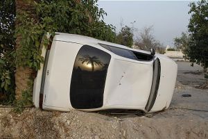 نجاة بحريني بتدهور سيارة بالرفاع