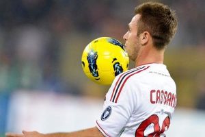 كاسانو مازال يرقد بالمستشفى بعد تعرضه لسكتة دماغية