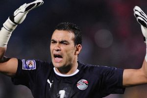 برادلي يتمسك بمشاركة الحضري أمام البرازيل 