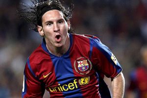 ميسي يتصدر القائمة القصيرة لمرشحي جائزة الفيفا لأفضل لاعب في العالم