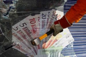 فرنسا: انسحاب اليونان من منطقة اليورو 'انسحاب من الاتحاد الأوروبي' 