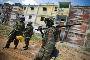 كينيا: اغراق زورق على متنه 18 من مقاتلي الشباب في المحيط الهندي 