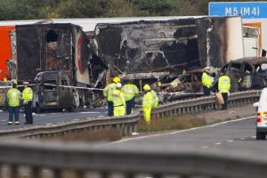 58 قتيلا وجريحا حصيلة حادث تصادم لـ 27 سيارة في بريطانيا  