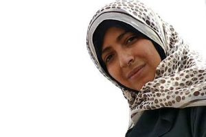 توكل كرمان حائزة جائزة نوبل السلام تطلب من فرنسا المزيد من الدعم لليمن 