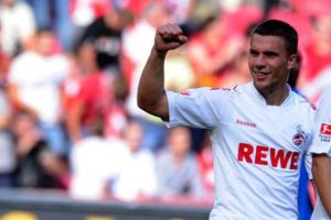 كولن مصمم على تمديد عقد بودولسكي 