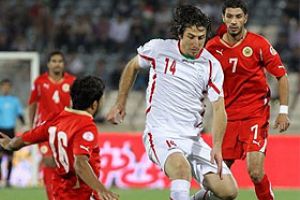 تعادل مخيب لأمال البحرين أمام إيران في تصفيات مونديال 2014 