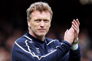 إيفرتون ينضم لآرسنال في السباق على ضم المدافع الأمريكي شي 