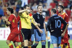 الاتحاد الاوروبي ينظر في تظلم بشأن ايقاف روني في التاسع من ديسمبر